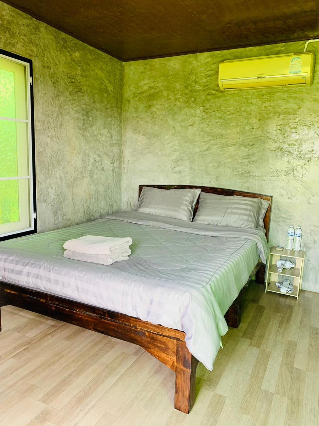 Hotel Krathom Doi Luang Chiang Dao Exterior foto
